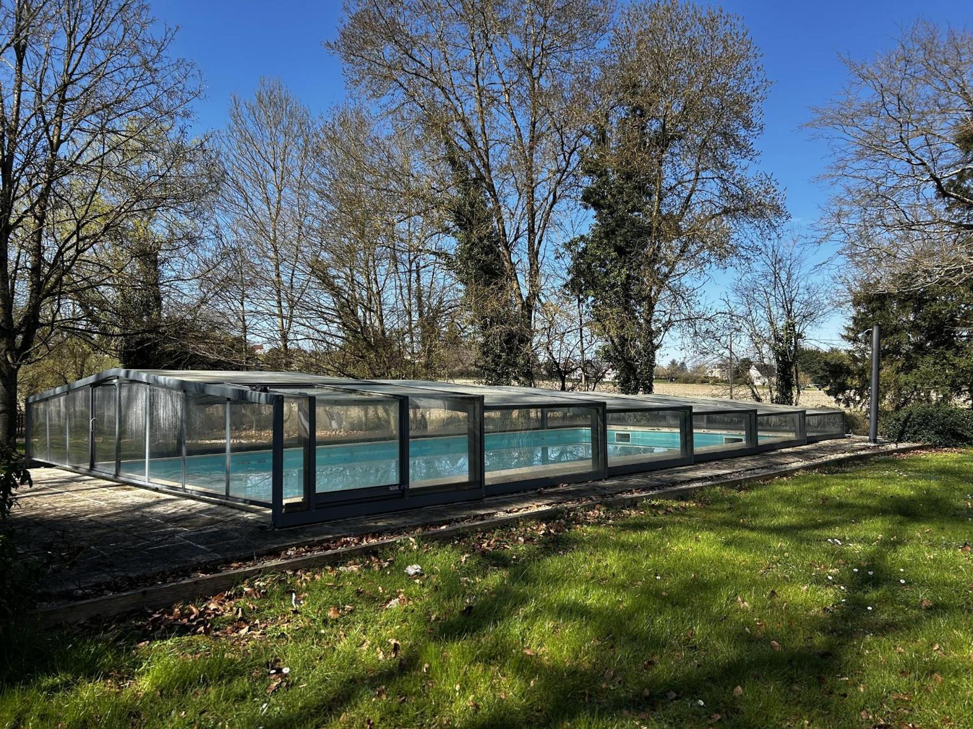 Gite D'Exception A Lesigny Avec Piscine Couverte - Fr-1-541-167 외부 사진